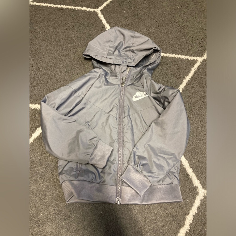 EUC 2T Nike spring/fall jacket